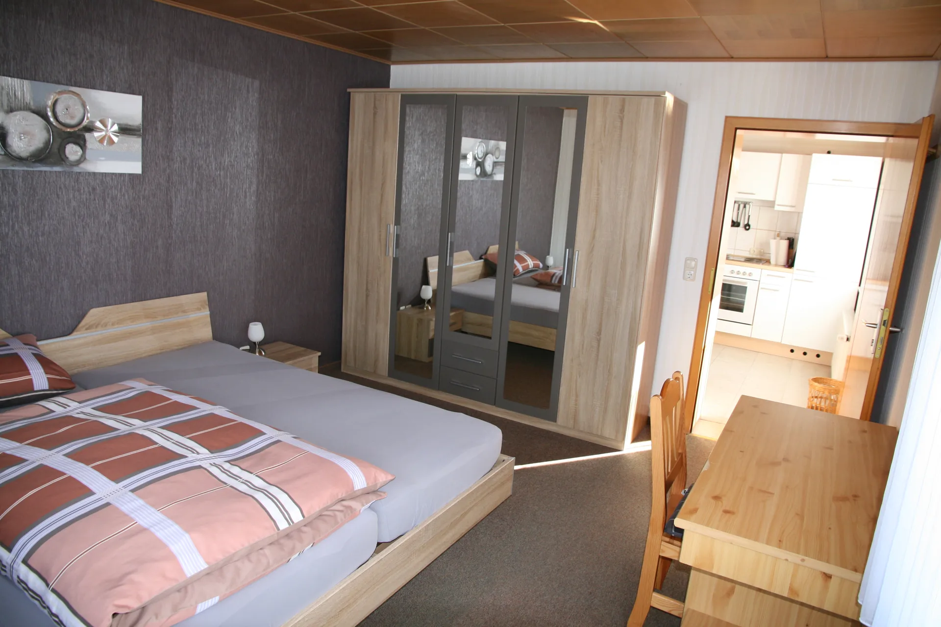 Variante 2 – Schlafzimmer mit Doppelbett